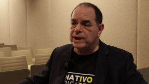 Marc Persky, qué espera la sociedad de la juventud