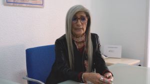 Imágenes de la entrevistada, Alicia Rodríguez Día, presidenta de AEST, Asociación Española para Superdotados y con Talento.