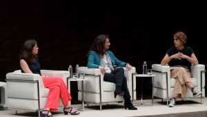 Laura Baena y Laura Marcos-Rojas en la ponencia en Madrid, CaixaForum