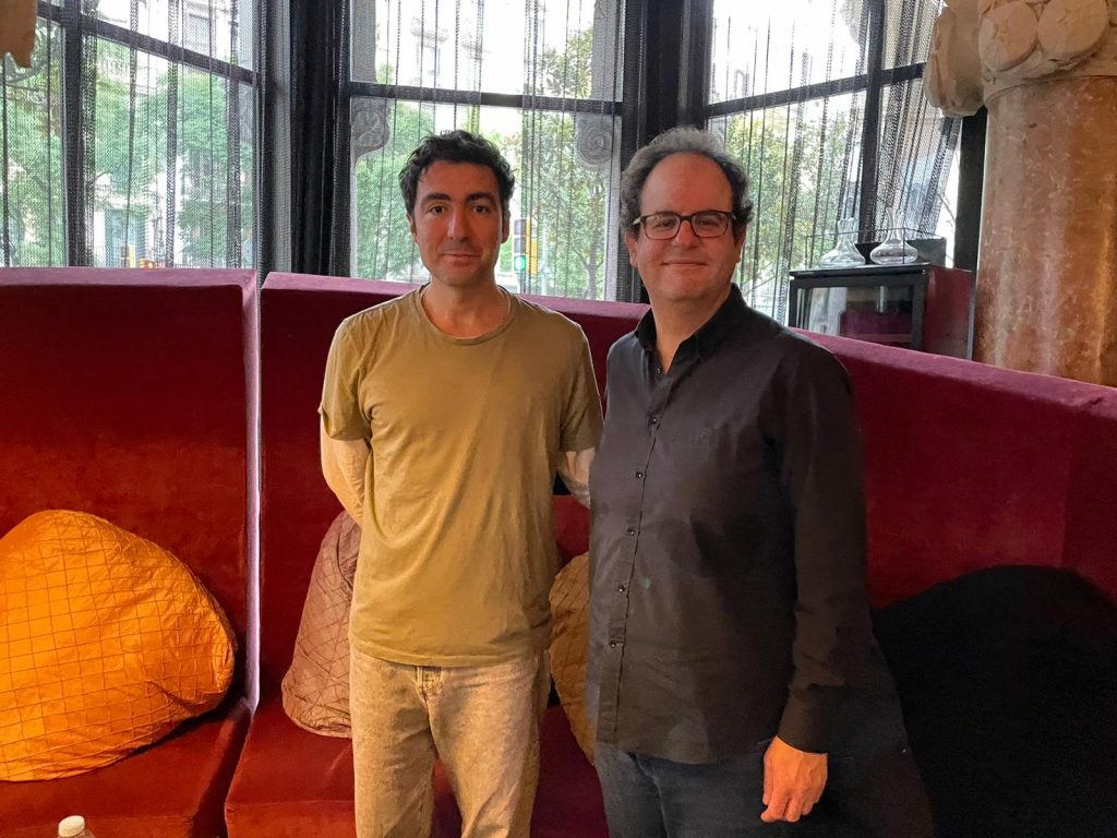 Iker Çatak director de la película alemana, Sala de Profesores, ha recibido dos nominaciones a los Premios Oscar